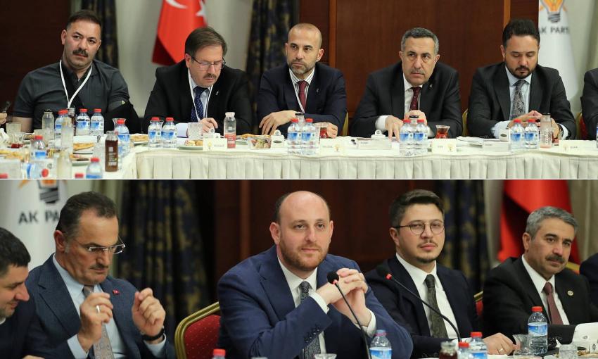 G&Uuml;&Ccedil;L&Uuml; DARALTILMIŞ İL BAŞKANLARI TOPLANTISINA KATILDI