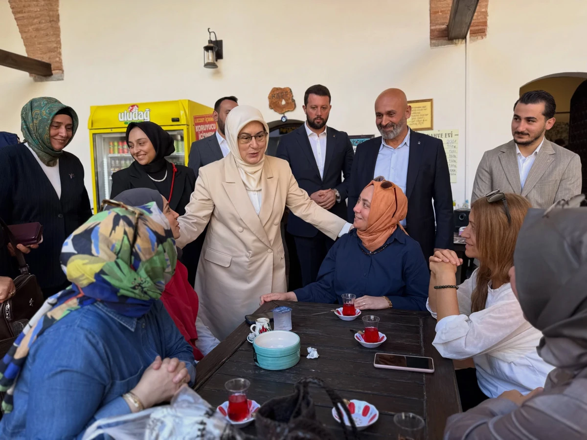 AKYOL İZNİK'TE VATANDAŞ VE ESNAFLARLA BULUŞTU