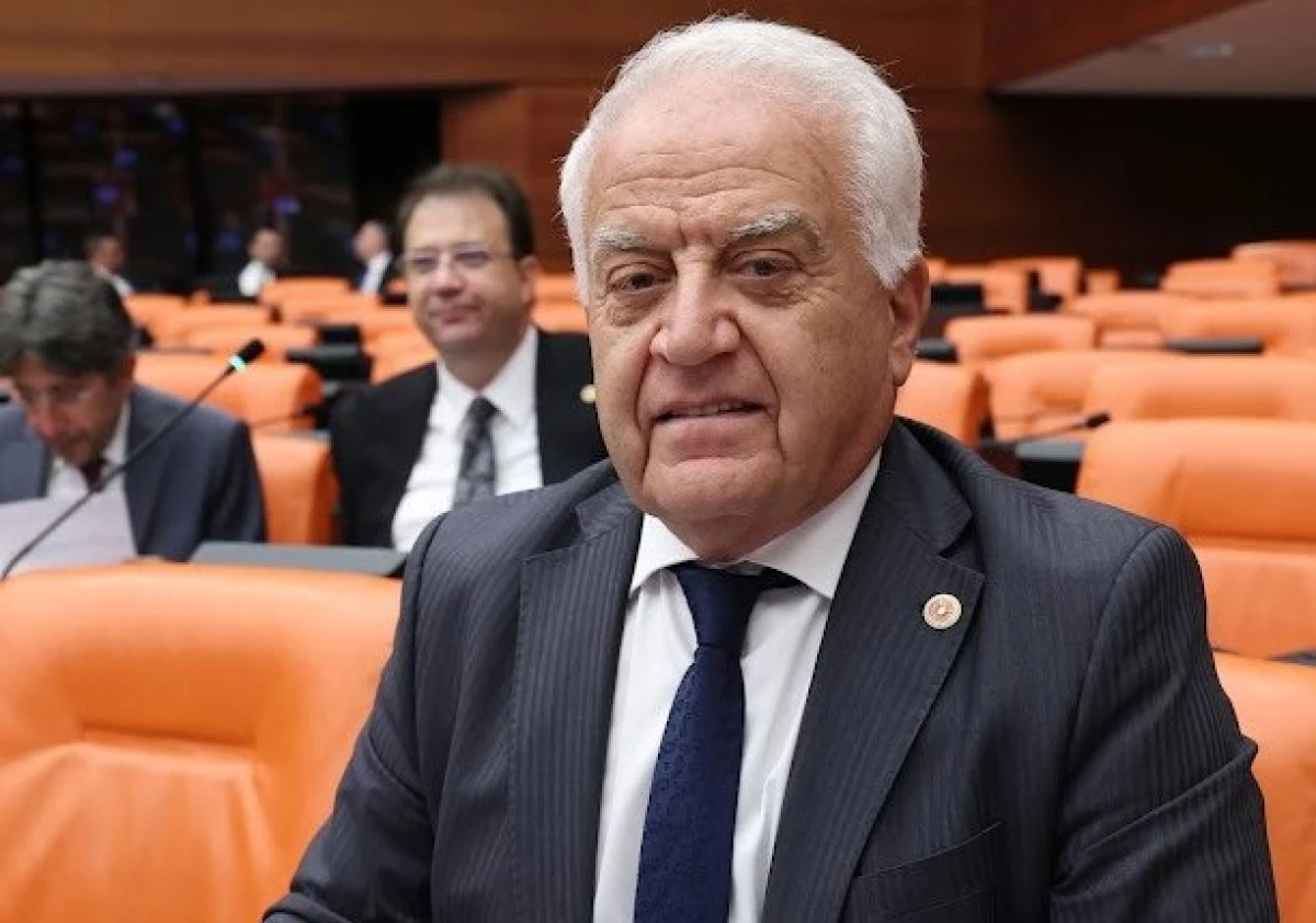 &ldquo;AYAKTA KALMA M&Uuml;CADELESİ VEREN &Ccedil;İFT&Ccedil;İLER İ&Ccedil;İN KOMİSYON KURULMALI&rdquo;