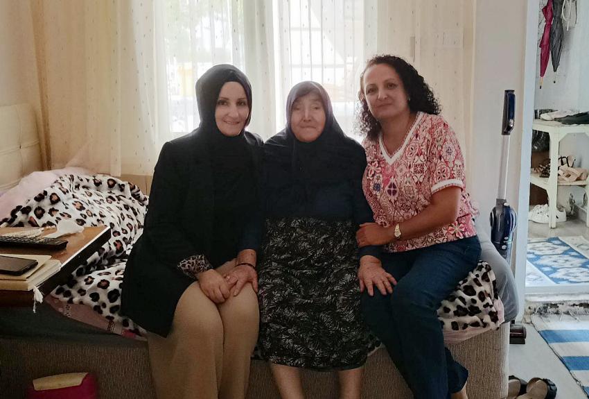 BAYAN ACAR HASTALARI YALNIZ BIRAKMIYOR