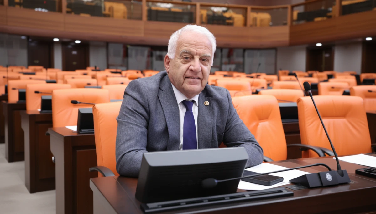 &ldquo;BU TARTIŞMADA BİR GRUP VEKİLLE BİRLİKTE TARAF OLMAMAYI SE&Ccedil;TİK&rdquo;