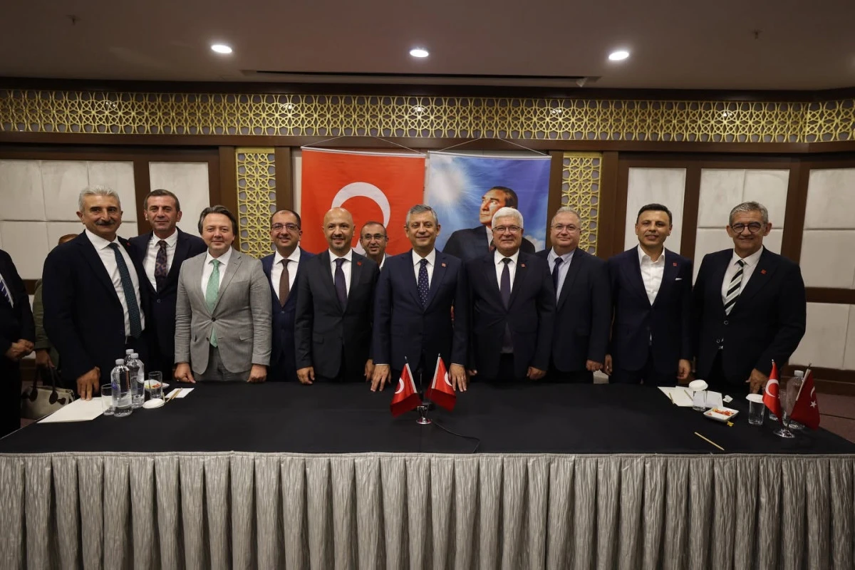 DOĞANCI &Ouml;ZG&Uuml;R &Ouml;ZEL İLE BULUŞTU