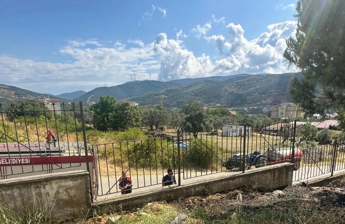 ELEKTRİK AKIMINA KAPILAN KARGA YANGINA NEDEN OLDU
