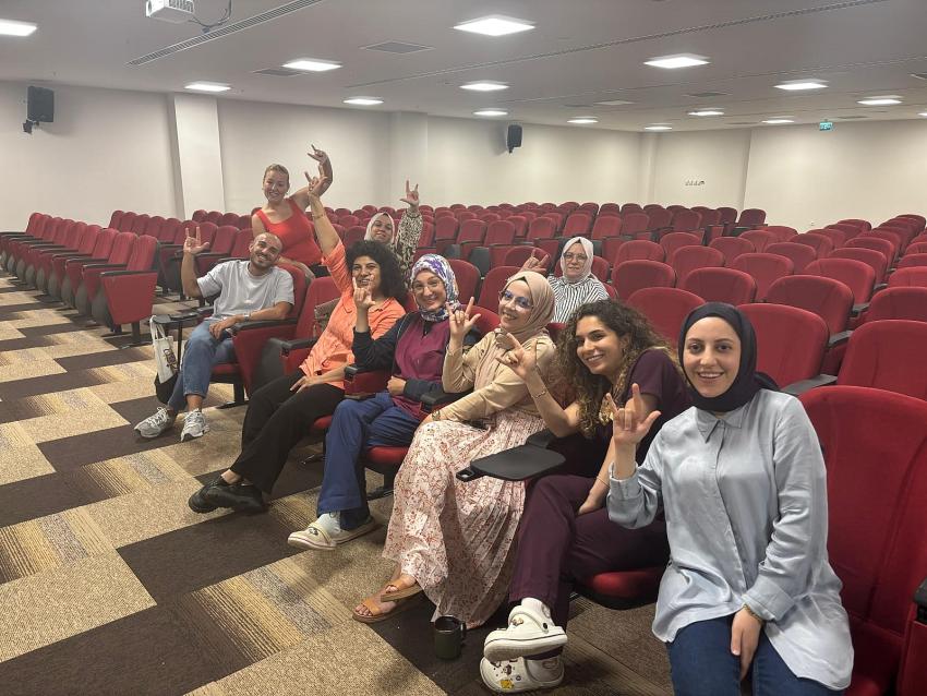 İŞARET DİLİ EĞİTİMİ BAŞARIYLA GER&Ccedil;EKLEŞTİ