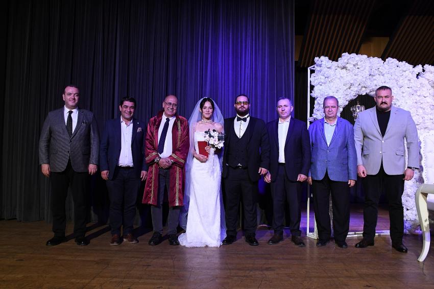 KIRTAY VE ŞENG&Ouml;Z AİLELERİNİN MUTLU G&Uuml;N&Uuml;
