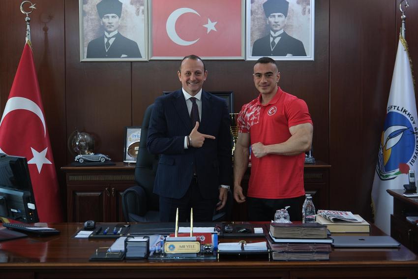 MİLLİ SPORCUDAN ŞAMPİYONA &Ouml;NCESİ YELE&rsquo;YE ZİYARET