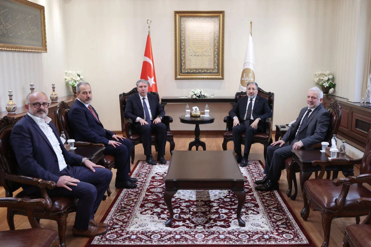 REKT&Ouml;R BAH&Ccedil;EKAPILI&rsquo;DAN DİYANET İŞLERİ BAŞKANINA ZİYARET