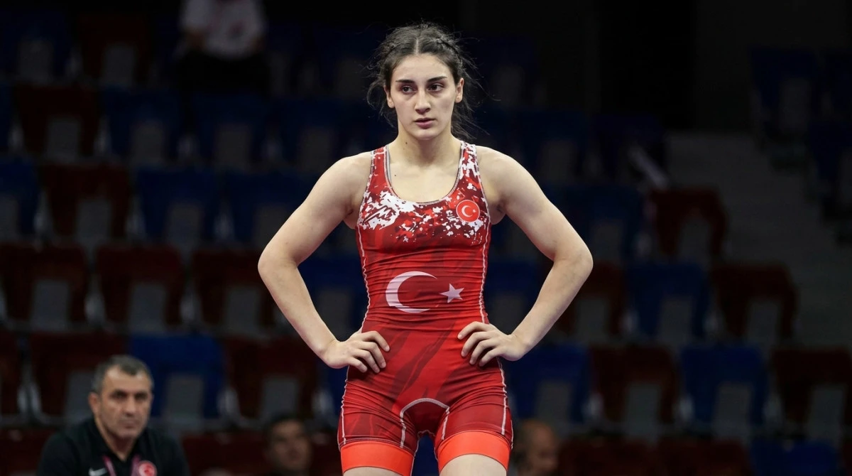 ŞEVVAL &Ccedil;AYIR D&Uuml;NYA İKİNCİSİ