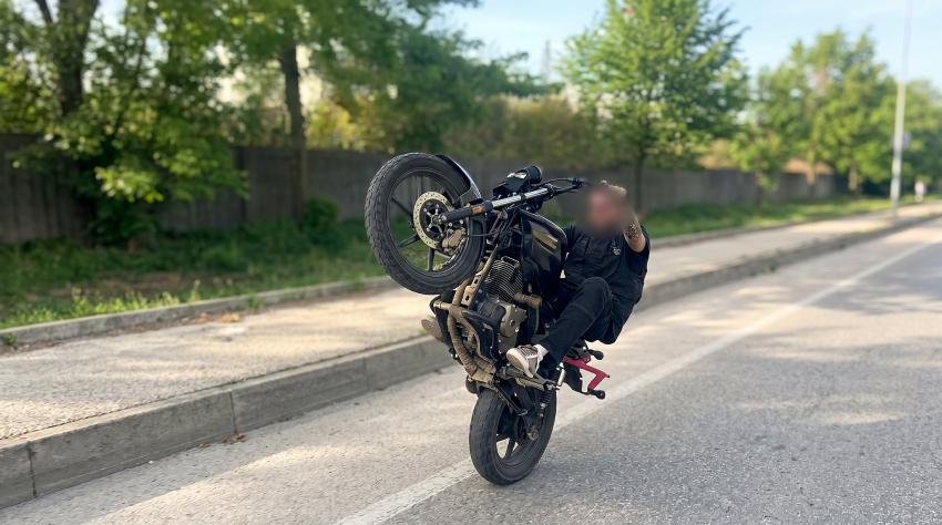 SOSYAL MEDYA PAYLAŞIMI JANDARMAYA TAKILDI