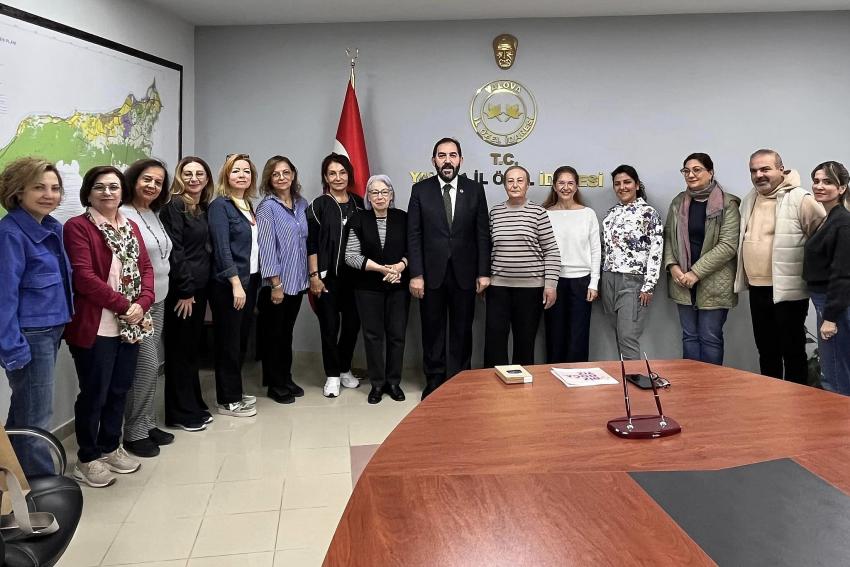 SOYG&Uuml;ZEL SANAT&Ccedil;ILARI MAKAMINDA AĞIRLADI