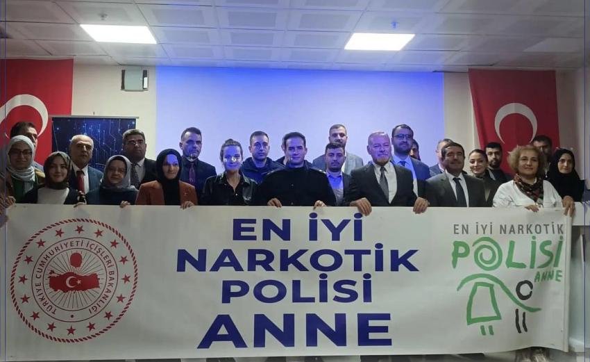 TERMAL&rsquo;DE "NARKOREHBER VE EN İYİ NARKOTİK POLİSİ ANNE EĞİTİMİ" VERİLDİ
