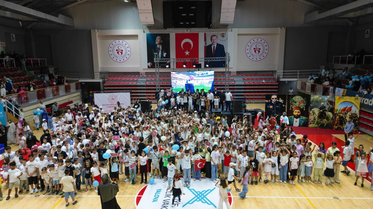 T&Uuml;GVA YAZ OKULU COŞKULU BİR T&Ouml;RENLE SONA ERDİ