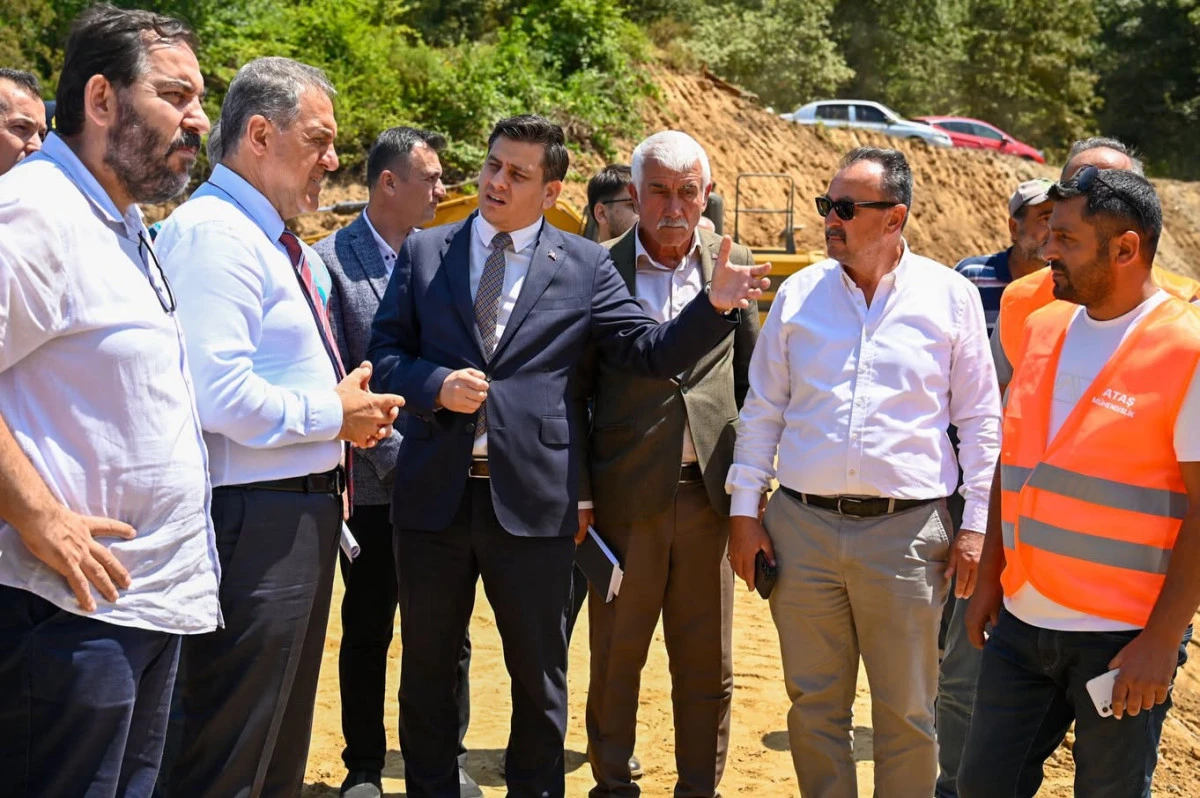 VALİ USTA K&Ouml;Y HALKININ SORUNLARINI DİNLEDİ