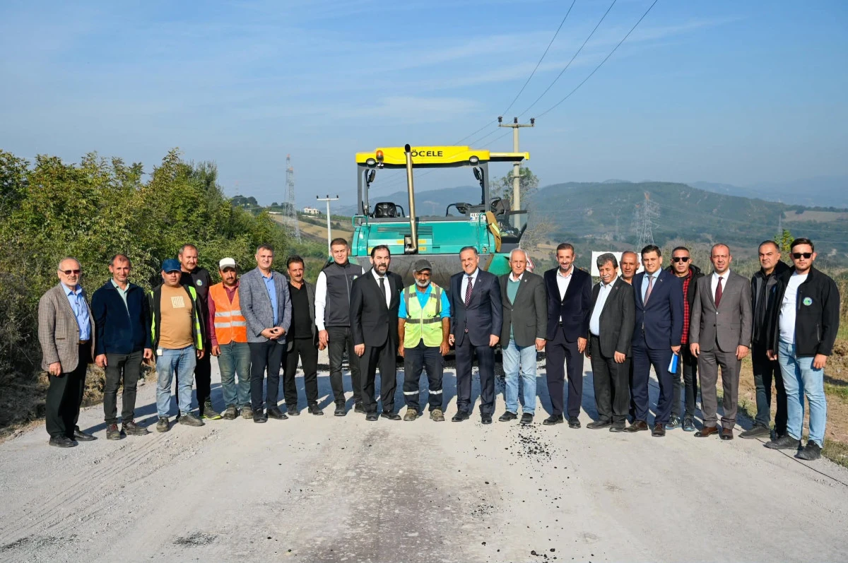 VALİ USTA'DAN ALTINOVA'NIN K&Ouml;YLERİNE ASFALT M&Uuml;JDESİ