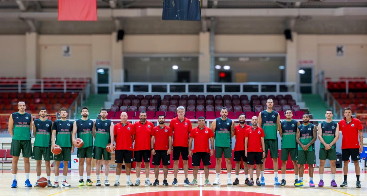 YALOVA HAREMSPOR İLK ANTRENMANINA &Ccedil;IKTI