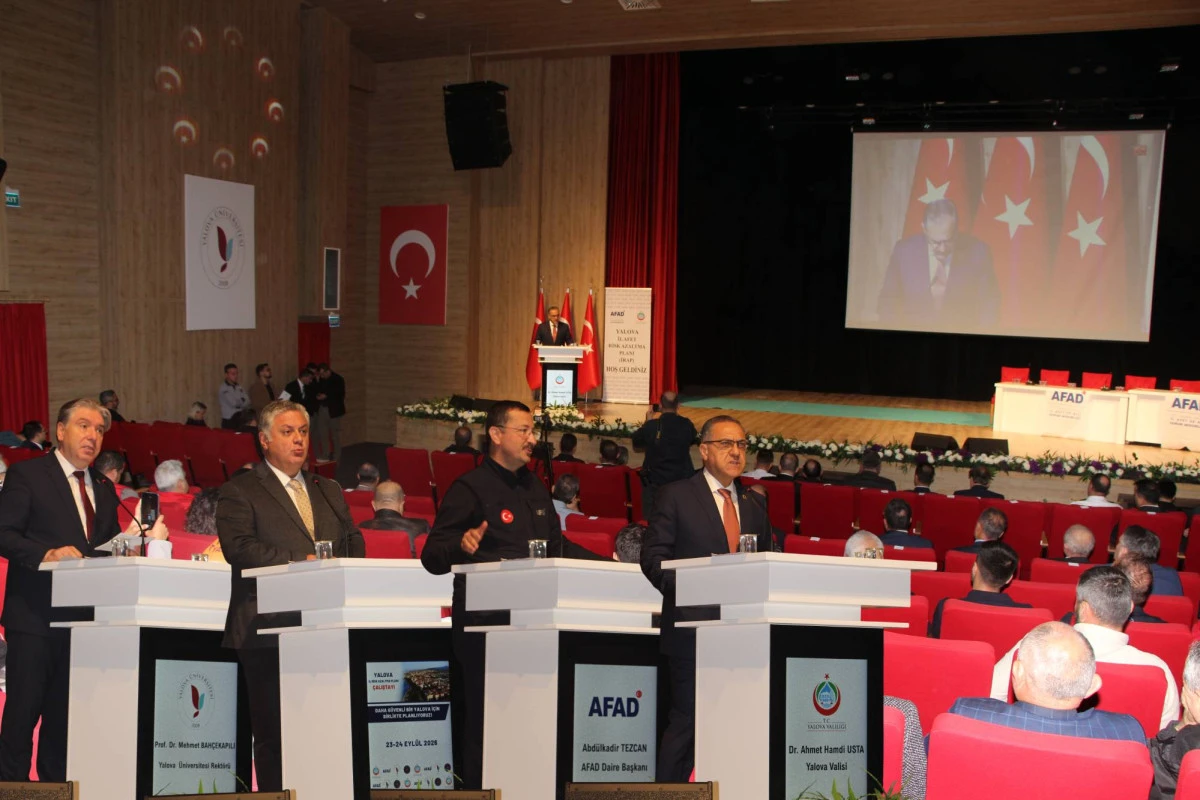 YALOVA RİSK AZALTMA &Ccedil;ALIŞTAYI BAŞLADI