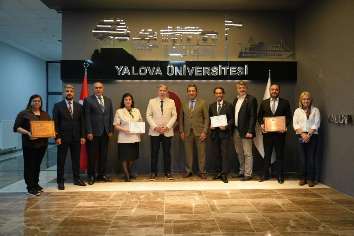 YALOVA &Uuml;NİVERSİTESİ'NDEN BİR B&Uuml;Y&Uuml;K BAŞARI DAHA