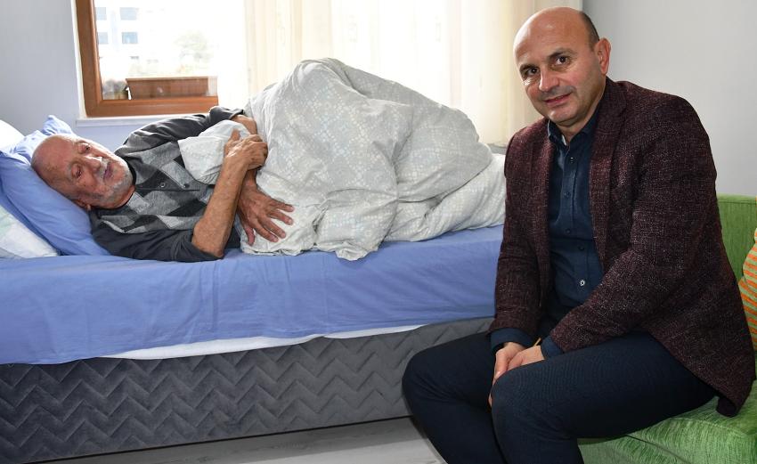 &ldquo;YAŞLILARIMIZIN YANINDA OLMAK T&Uuml;M TOPLUMUN G&Ouml;REVİDİR&rdquo;