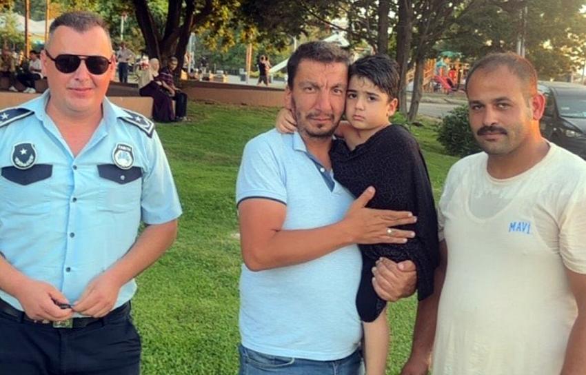 DENİZE DÜŞEN ÇOCUĞU ZABITA KURTARDI