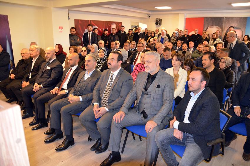 AK PARTİ’DE TEMAYÜL BAŞLADI