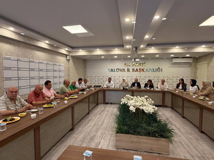 AK PARTİ’DE VEFA BULUŞMASI