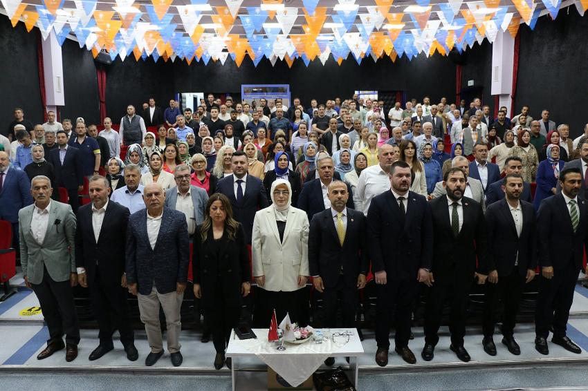 AK PARTİ YALOVA'DA DANIŞMA MECLİSİ TOPLANDI