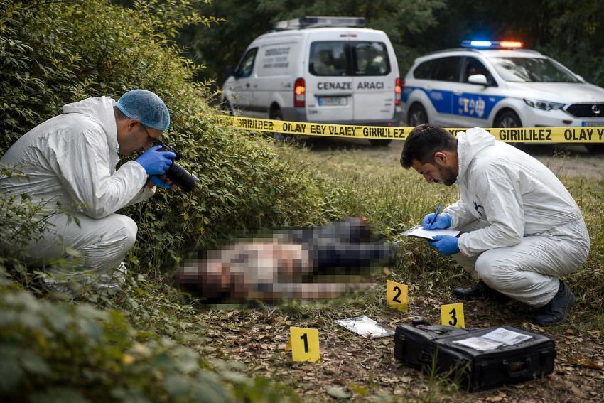 ARMUTLU’DA ÇALILIK ALANDA ERKEK CESEDİ BULUNDU