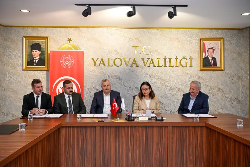 ARMUTLU HUZUREVİ HİZMETE AÇILIYOR