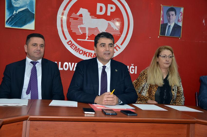 “BELEDİYE BAŞKANLARINI SOPA GÖSTERİP KENDİ SAFLARINA ÇEKTİLER”