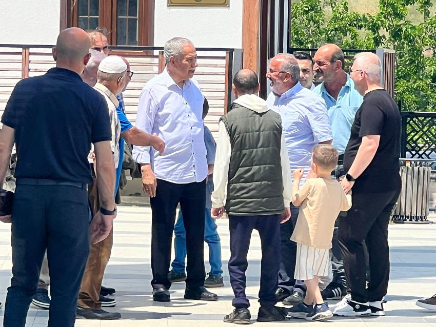 BÜLENT ARINÇ BAYRAMI YALOVA’DA GEÇİRDİ