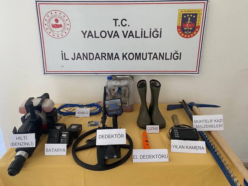 ÇINARCIK’TA KAÇAK KAZI OPERASYONU