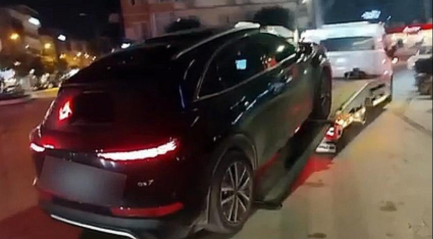 ÇAKARLI ARAÇ TRAFİKTEN MEN EDİLDİ