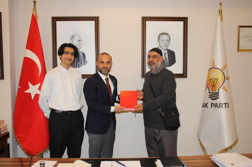 CUMHURBAŞKANINA KURAN’I KERİM GÖNDERDİ