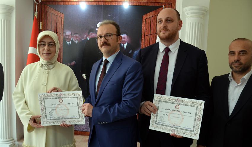 AK PARTİ YALOVA MİLLETVEKİLLERİ, MAZBATALARINI ALDI
