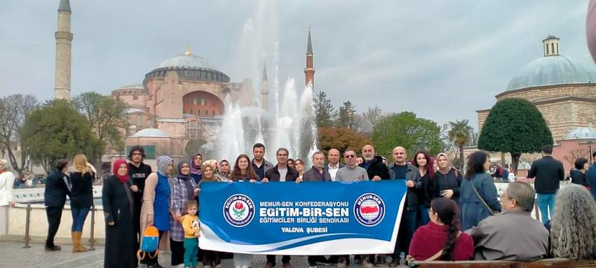EĞİTİM BİR-SEN ÜYELERİ CAMİLERİ GEZDİ