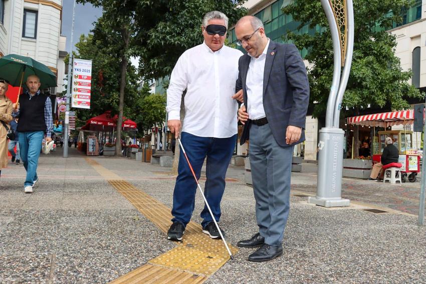 GÜREL ENGELLİ OLMAYI DENEYİMLEDİ