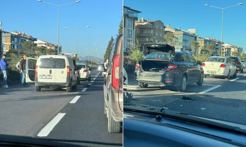 ZİNCİRLEME KAZADA 6 ARAÇ BİRBİRİNE GİRDİ