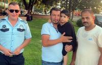DENİZE DÜŞEN ÇOCUĞU ZABITA KURTARDI