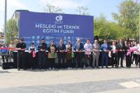 MESLEKİ VE TEKNİK EĞİTİM FUARI KAPILARINI AÇTI