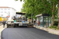 800 TON SICAK ASFALT DÖKÜLÜYOR