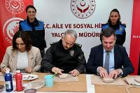 AİLEMLE SERAMİK ATÖLYESİ GERÇEKLEŞTİRİLDİ