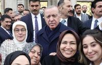 AKYOL CUMHURBAŞKANININ YAŞ GÜNÜNÜ KUTLADI