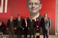 CHP HEYETİ TAM KADRO KURULTAYA KATILDI