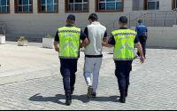 KENDİNİ POLİS GİBİ TANITIP 1 MİLYON LİRALIK ALTIN DOLANDIRDI