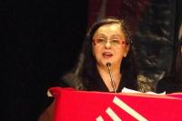 GÜLSEN BÜKER YARIŞTAN ÇEKİLDİ