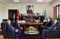 REKTÖR BAHÇEKAPILI BALIKESİR ÜNİVERSİTESİ'Nİ ZİYARET ETTİ