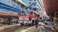 TERSANEDE GEMİ YANGINI KORKUTTU