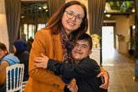 VALİ KAYA ÖZEL ÇOCUKLARLA KAHVALTIDA BULUŞTU