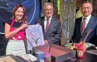 YALOVALI SANATÇI SUNA KOÇAL ÜLKEMİZİ STOCKHOLM’DE TEMSİL ETTİ