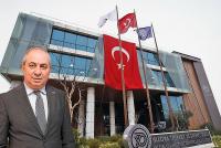 YTSO BİNASINA DEV TÜRK BAYRAĞI ASILDI